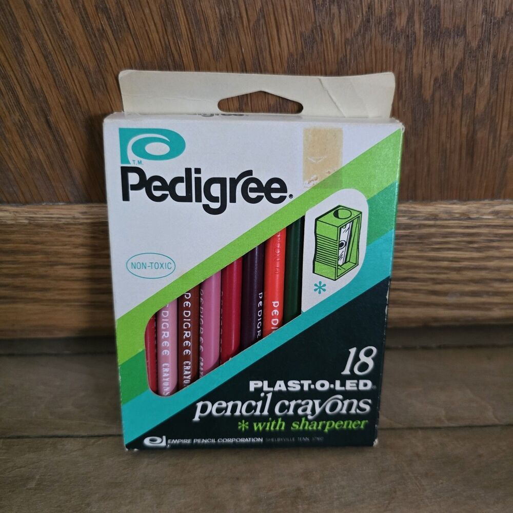 1974 Vtg 18 Pedigree Plast-o-Led  Colored Pencils & Sharpener Crayons